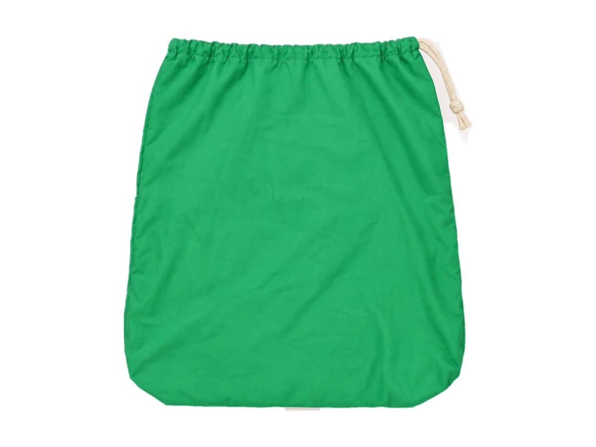 Tula verde con cordón de amarre